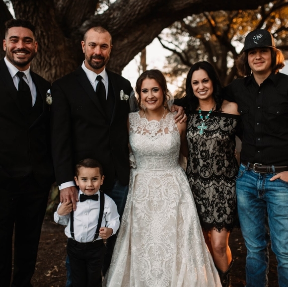 Meet your Posher, Aleena - Picture 4 of 9